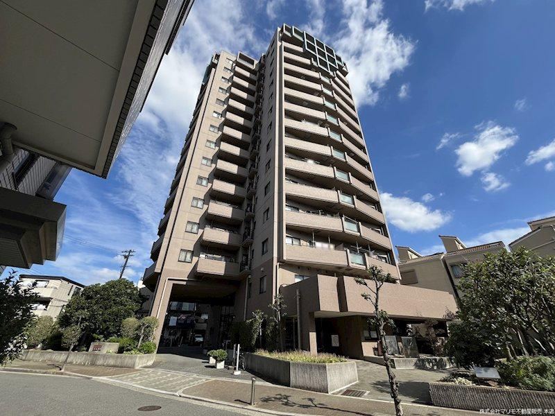 2LDK apartment in Higashisumiyoshi Ward, Osaka - Photo 1