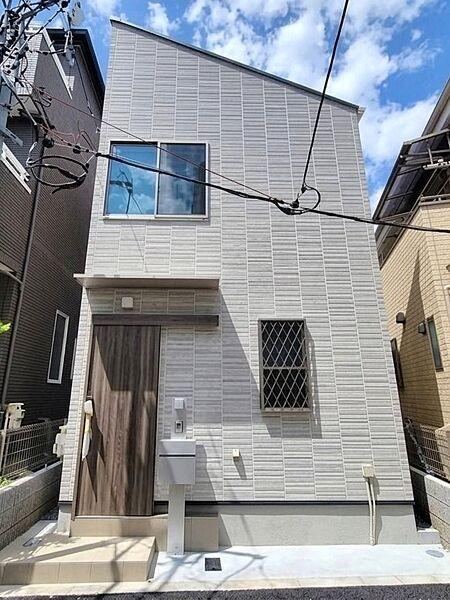 1LDK+S house in Shinagawa Ward, Tokyo - Photo 1