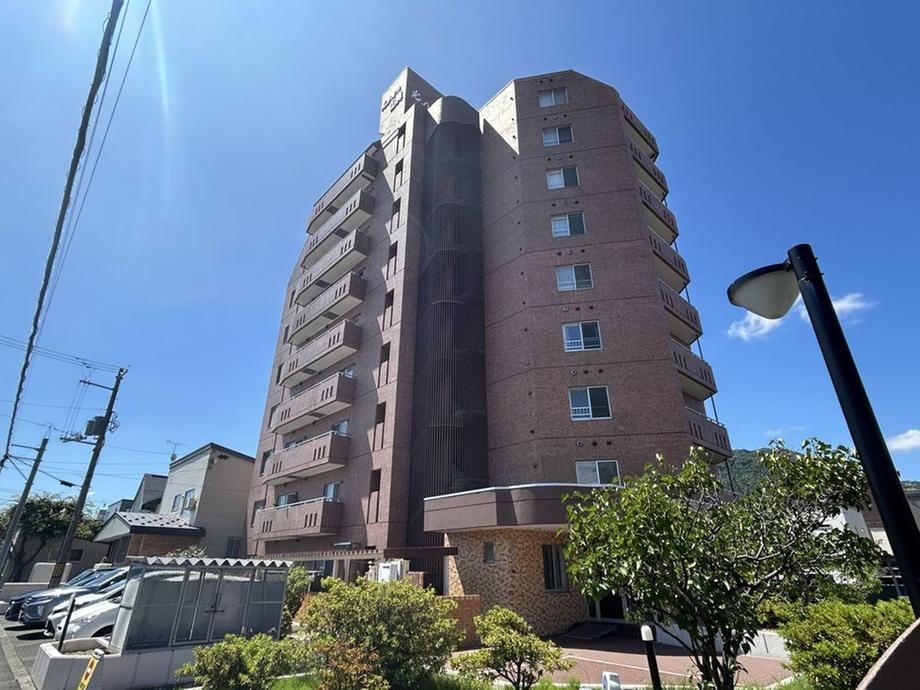 3LDK apartment in Chuo Ward, Sapporo, Hokkaido - Photo 1