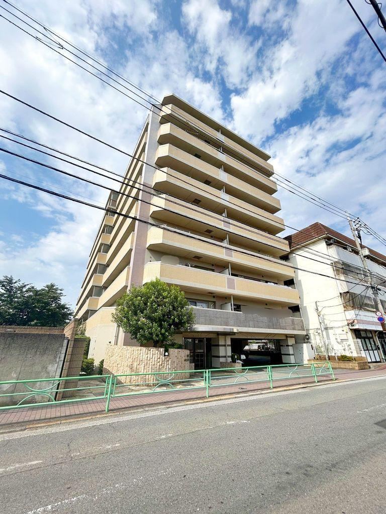 4LDK apartment in Wako, Saitama - Photo 1