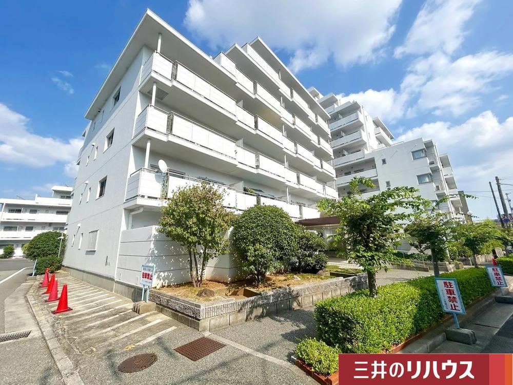 4LDK+S apartment in Amagasaki, Hyogo - Photo 1