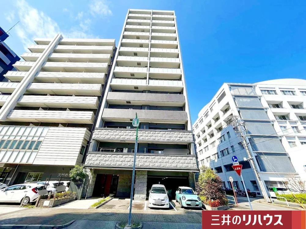 2LDK apartment in Naka Ward, Nagoya, Aichi - Photo 1