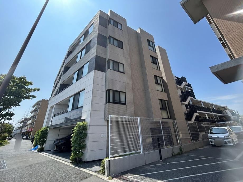 2LDK apartment in Nerima Ward, Tokyo - Photo 1