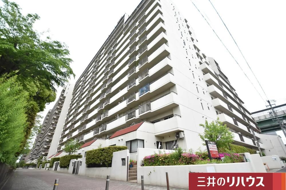 3LDK apartment in Nishi Ward, Nagoya, Aichi - Photo 1
