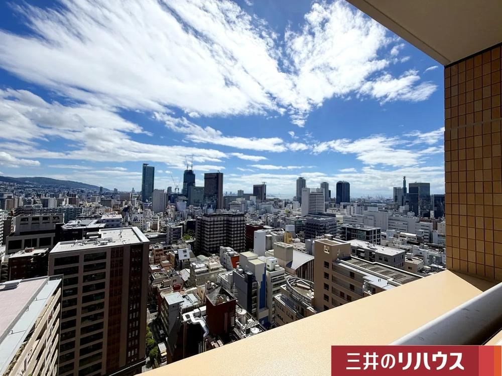 2LDK apartment in Chuo Ward, Kobe, Hyogo - Photo 1