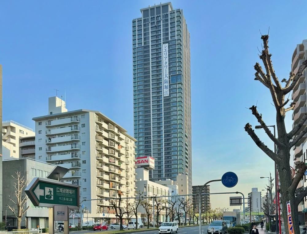 2LDK apartment in Nishi Ward, Osaka - Photo 1