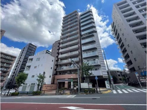 2LDK+S apartment in Bunkyo Ward, Tokyo - Photo 1