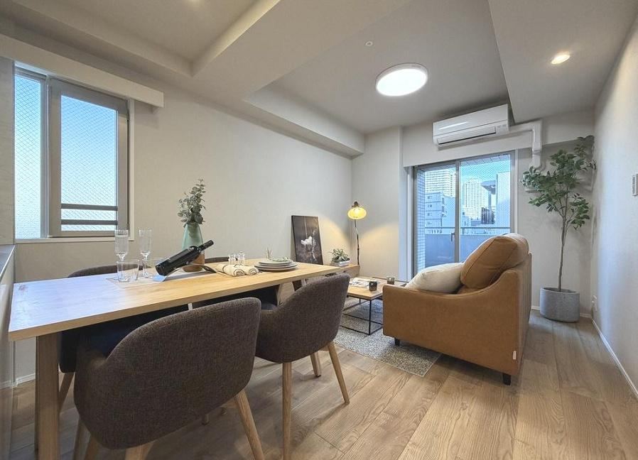 2LDK+S apartment in Chuo Ward, Tokyo - Photo 1
