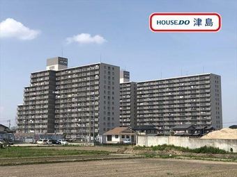 4LDK apartment in Tsushima