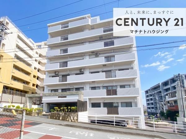 3LDK apartment in Urasoe, Okinawa - Photo 1