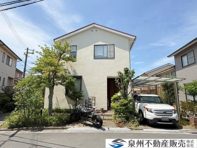 4LDK house in Izumi, Osaka - Photo 1