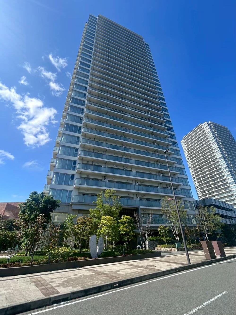 2LDK apartment in Ebina, Kanagawa - Photo 1