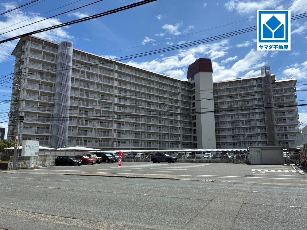 3LDK+S apartment in Kasuga, Fukuoka - Photo 1