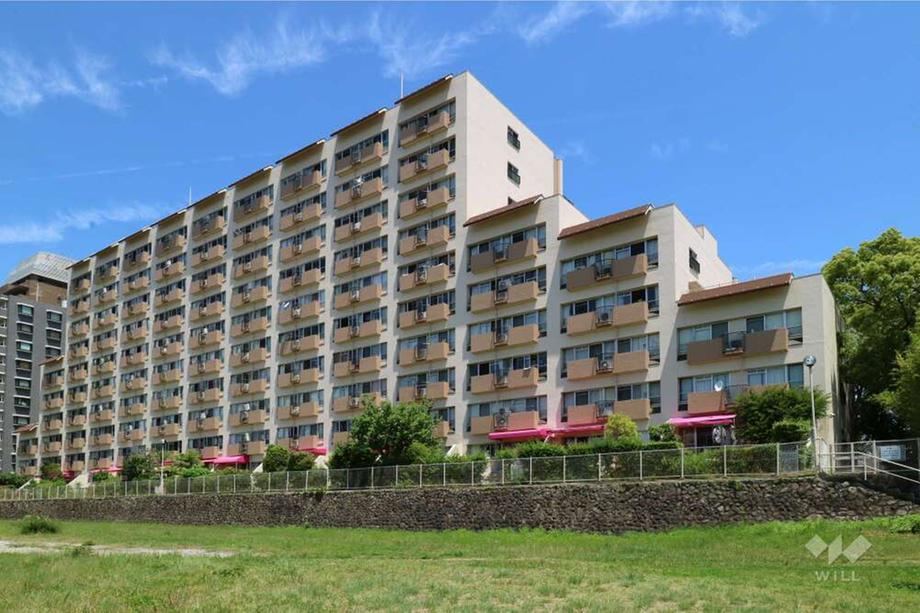3LDK apartment in Takarazuka, Hyogo - Photo 1