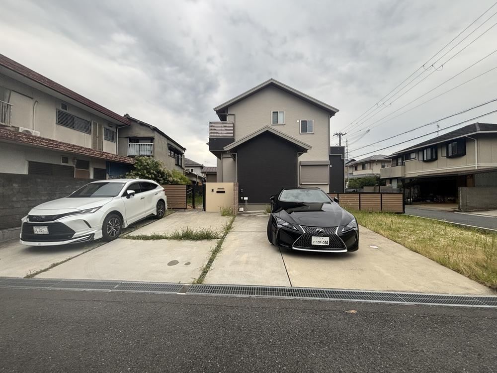 5LDK+S house in Wakayama, Wakayama - Photo 1