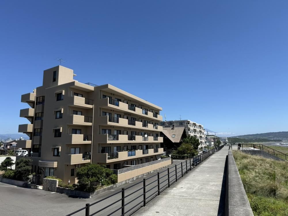 4LDK apartment in Suruga Ward, Shizuoka - Photo 1