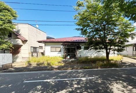 294 m² land in Akita, Akita - Photo 1