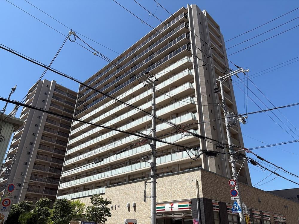 1LDK apartment in Miyakojima Ward, Osaka - Photo 1