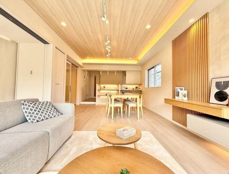 4LDK apartment in Nerima Ward, Tokyo - Photo 1