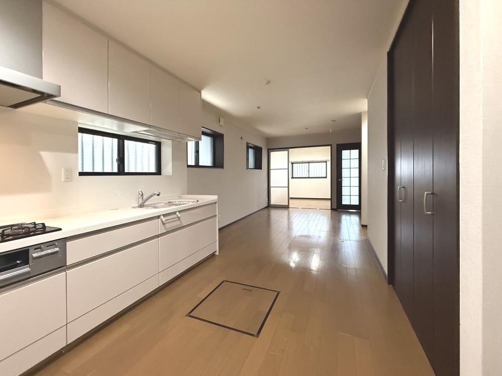 3LDK+S house in Abeno Ward, Osaka - Photo 1