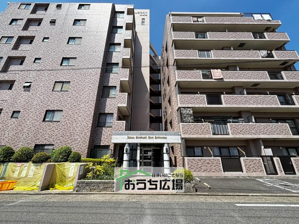 4LDK apartment in Nakagawa Ward, Nagoya, Aichi - Photo 1