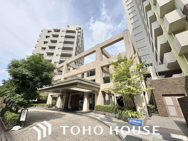 4LDK+S apartment in Higashi Ward, Nagoya, Aichi - Photo 1