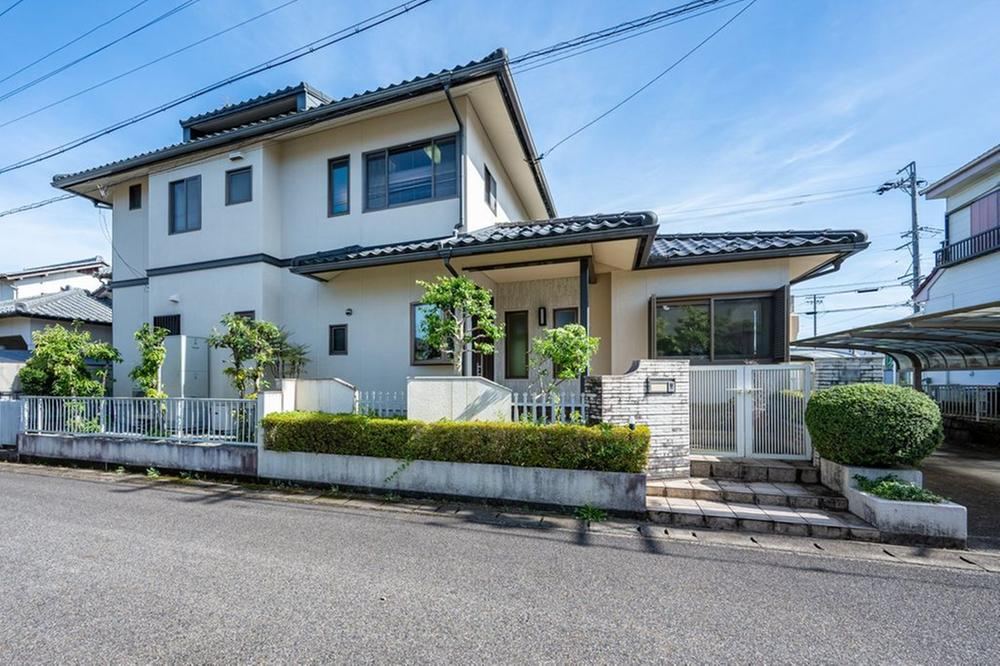 5LDK+S house in Kitagata, Motosu District, Gifu - Photo 1