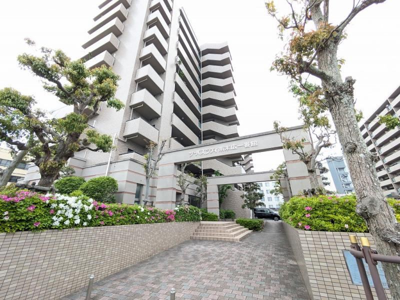 4LDK apartment in Tokushima, Tokushima - Photo 1