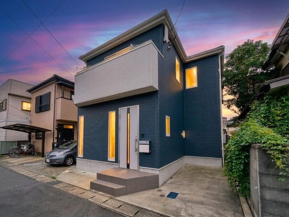 3LDK house in Inage Ward, Chiba - Photo 1