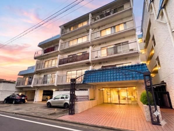 3LDK apartment in Urawa Ward, Saitama - Photo 1
