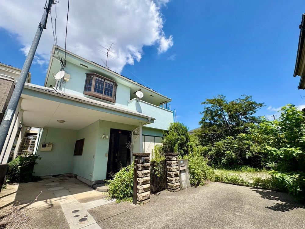 4LDK+S house in Iwatsuki Ward, Saitama - Photo 1