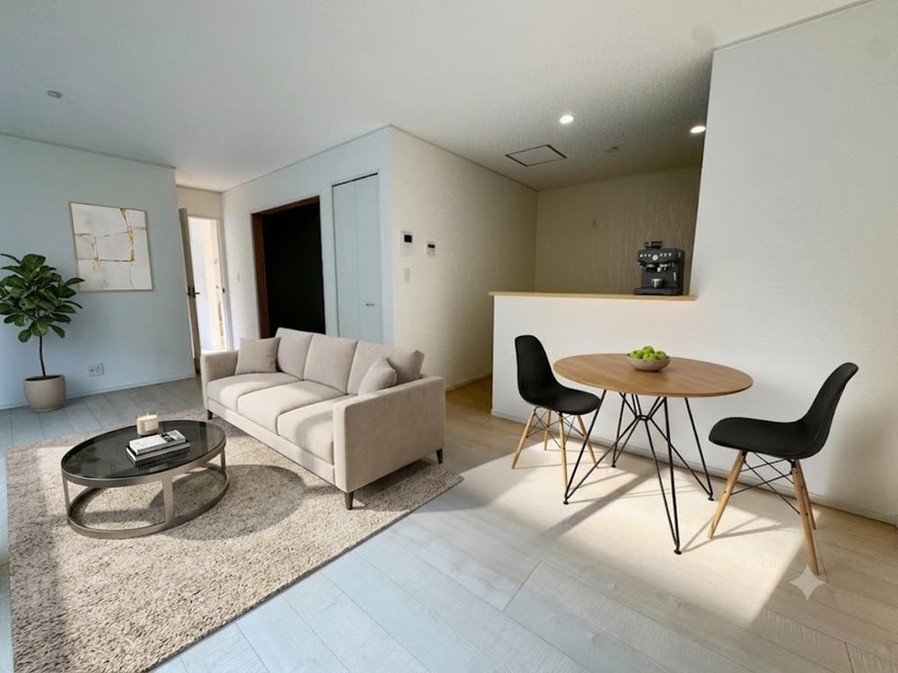 4LDK house in Ebina, Kanagawa - Photo 1