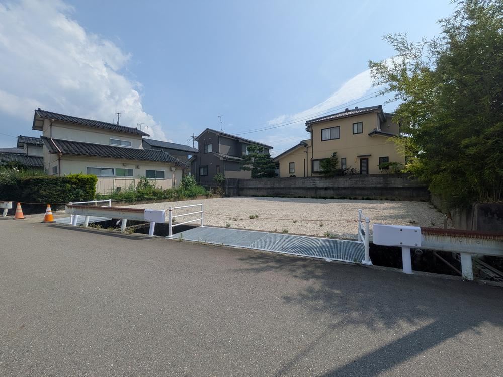 115 m² land in Kanazawa, Ishikawa - Photo 1