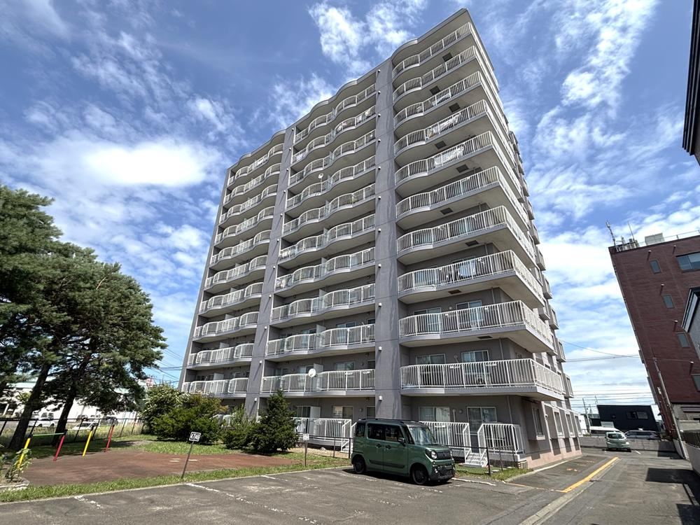 2LDK apartment in Kiyota Ward, Sapporo, Hokkaido - Photo 1