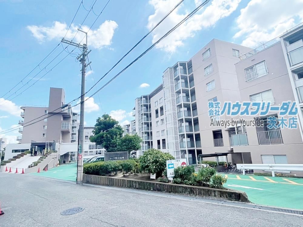 4LDK apartment in Takatsuki, Osaka - Photo 1