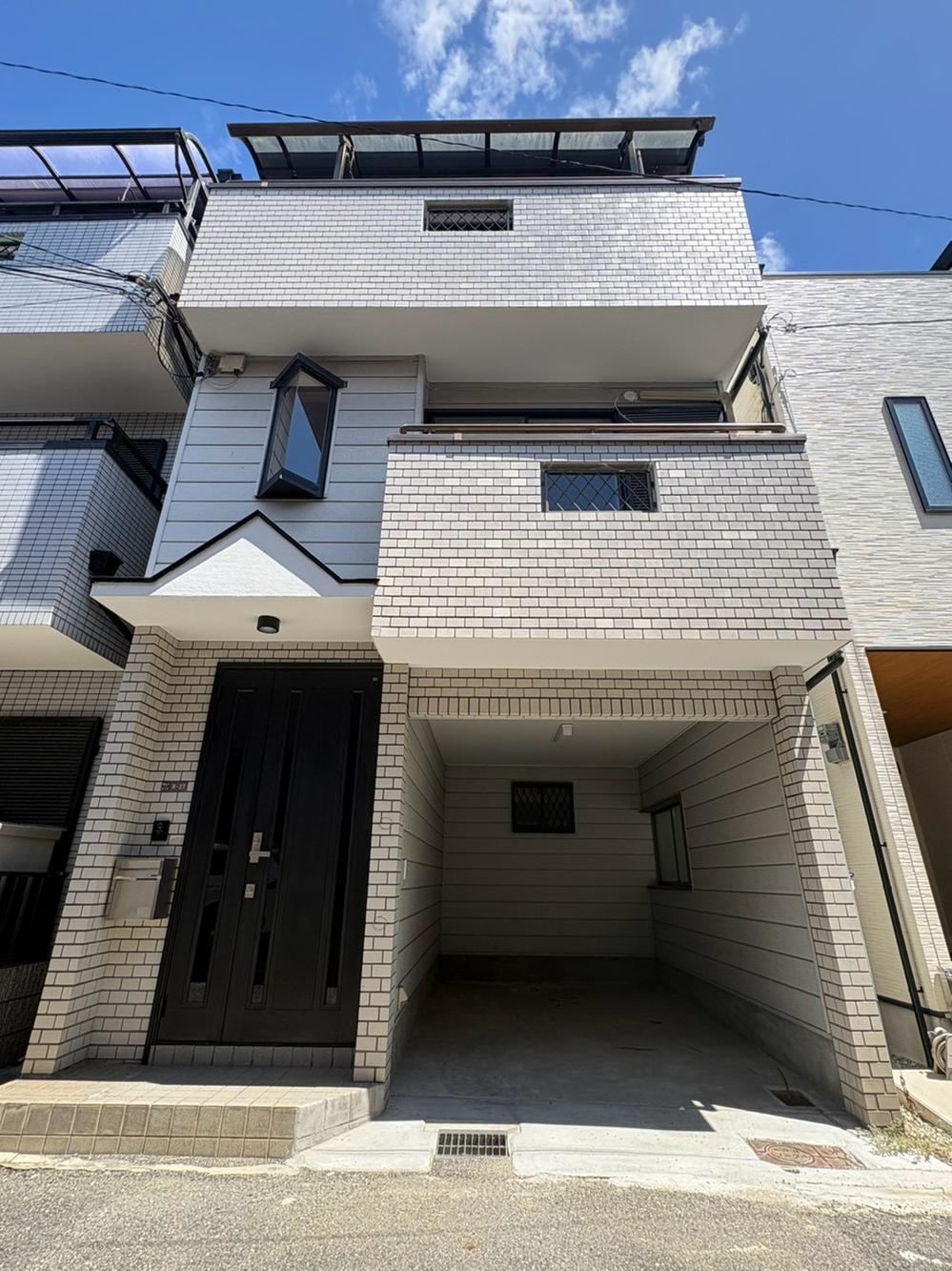 5LDK house in Sumiyoshi Ward, Osaka - Photo 1
