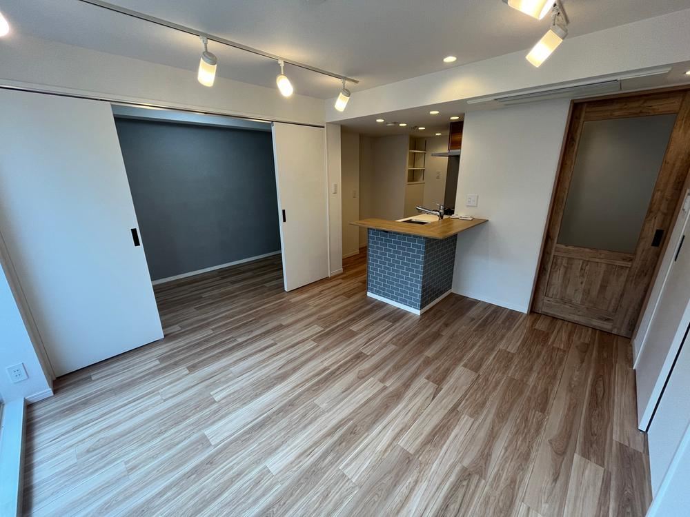 1LDK apartment in Meguro Ward, Tokyo - Photo 1