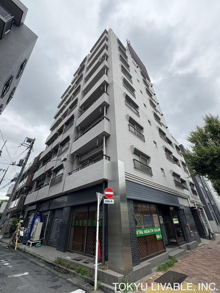 studio apartment in Suginami Ward, Tokyo - Photo 1