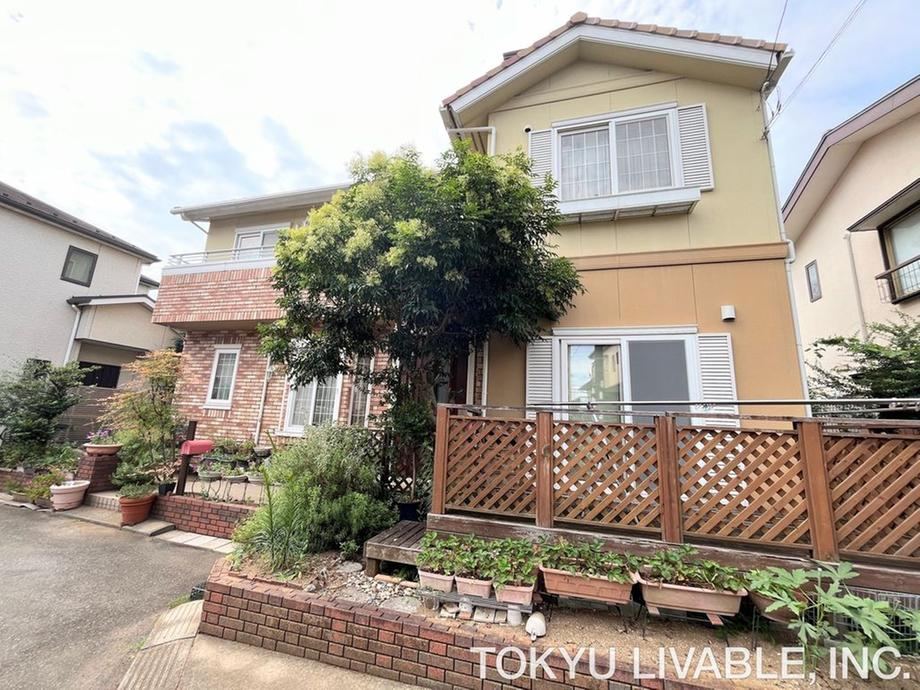 4LDK house in Ichikawa, Chiba - Photo 1