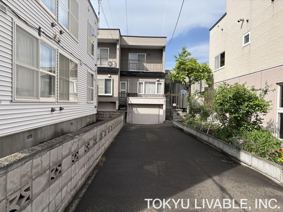 428 m² land in Teine Ward, Sapporo, Hokkaido - Photo 1