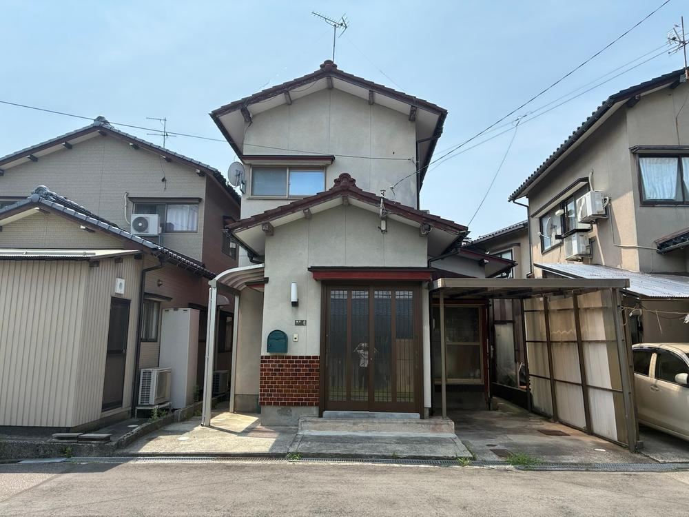 4DK house in Kanazawa, Ishikawa - Photo 1