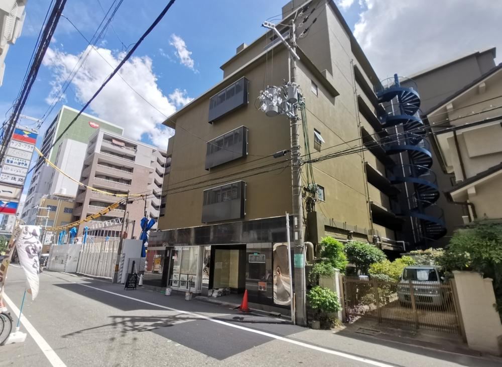 1LDK apartment in Yodogawa Ward, Osaka - Photo 1