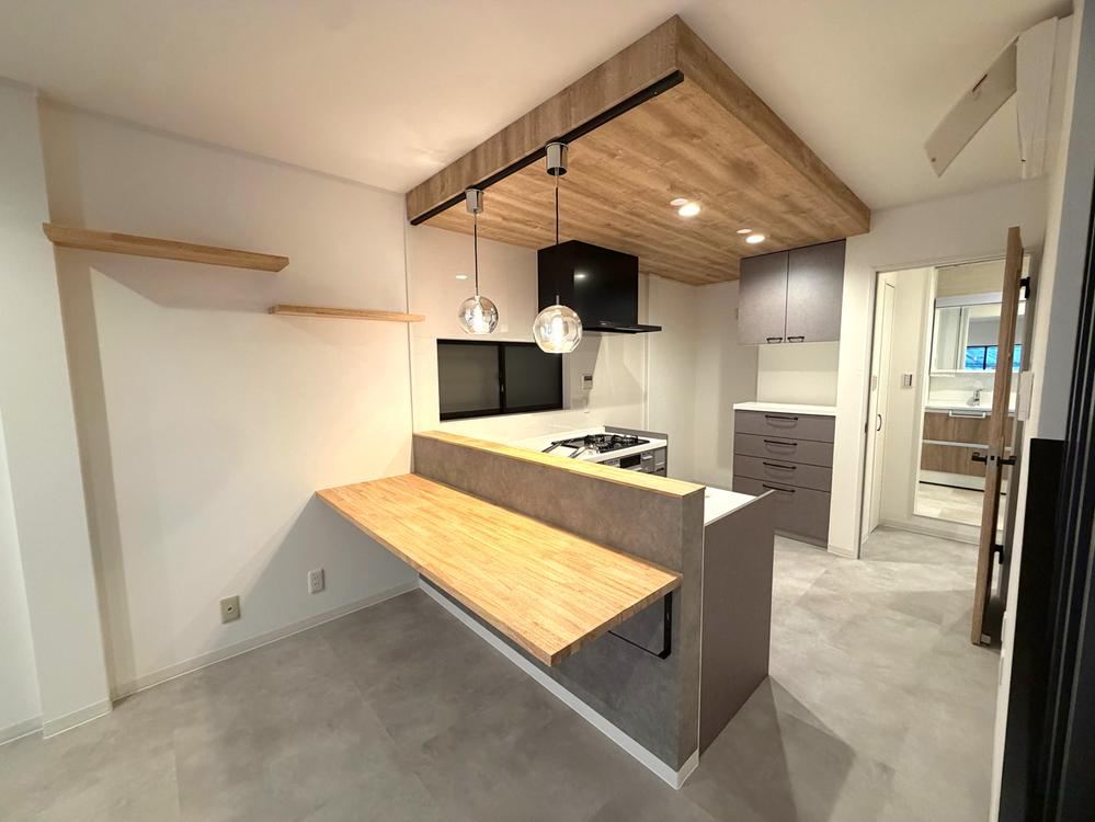 4LDK house in Kita Ward, Osaka - Photo 1