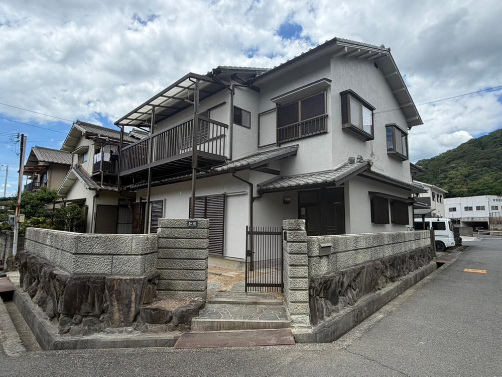 6DK house in Himeji, Hyogo - Photo 1