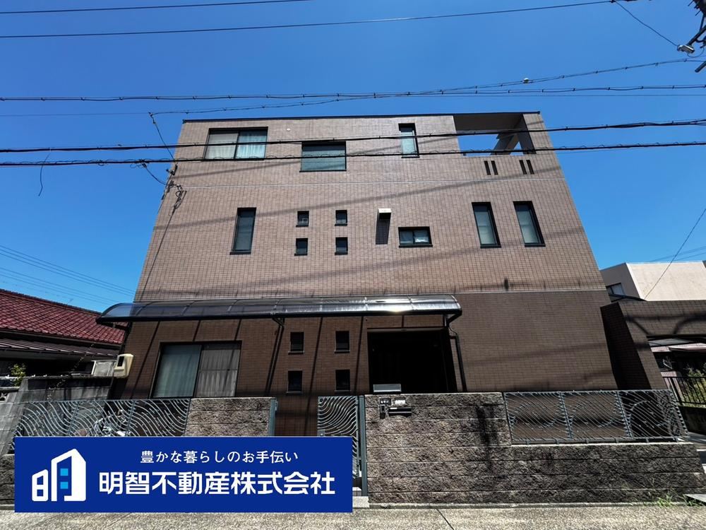 4LDK+2S house in Meito Ward, Nagoya, Aichi - Photo 1