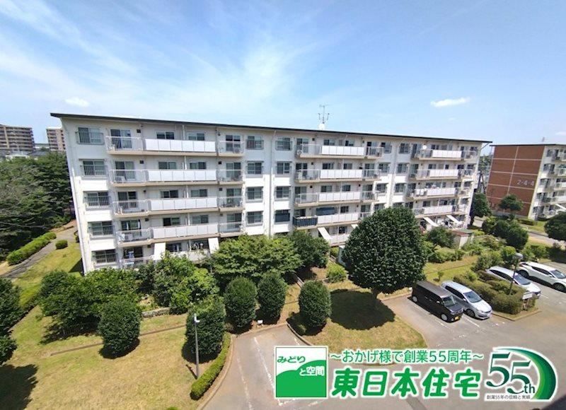3DK apartment in Shiroi, Chiba - Photo 1