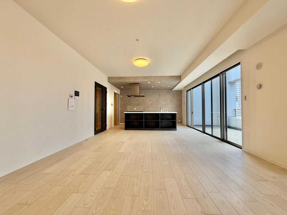 2LDK apartment in Nishi Ward, Osaka - Photo 1