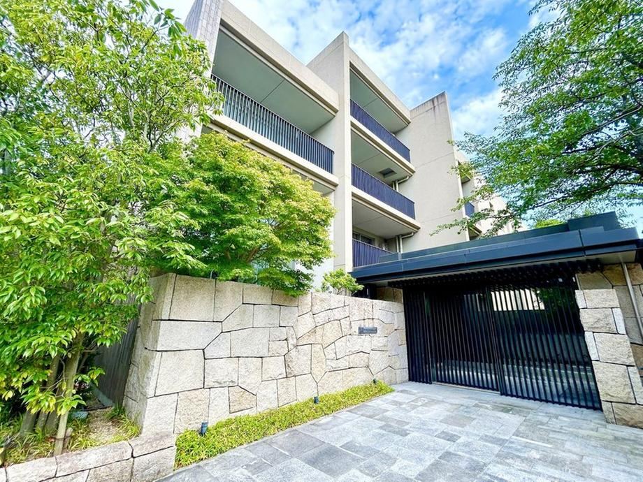 3LDK apartment in Kamakura, Kanagawa - Photo 1