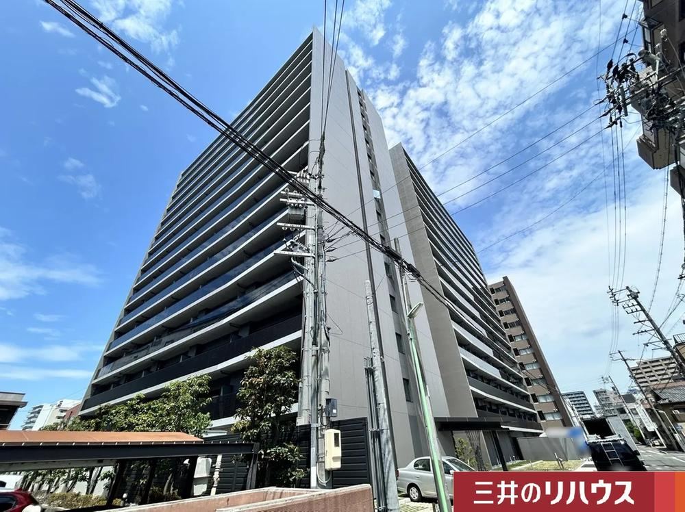 3LDK apartment in Naka Ward, Nagoya, Aichi - Photo 1