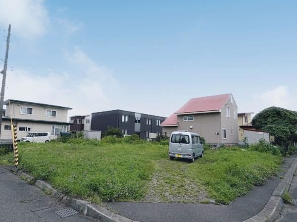 482 m² land in Tomakomai, Hokkaido - Photo 1